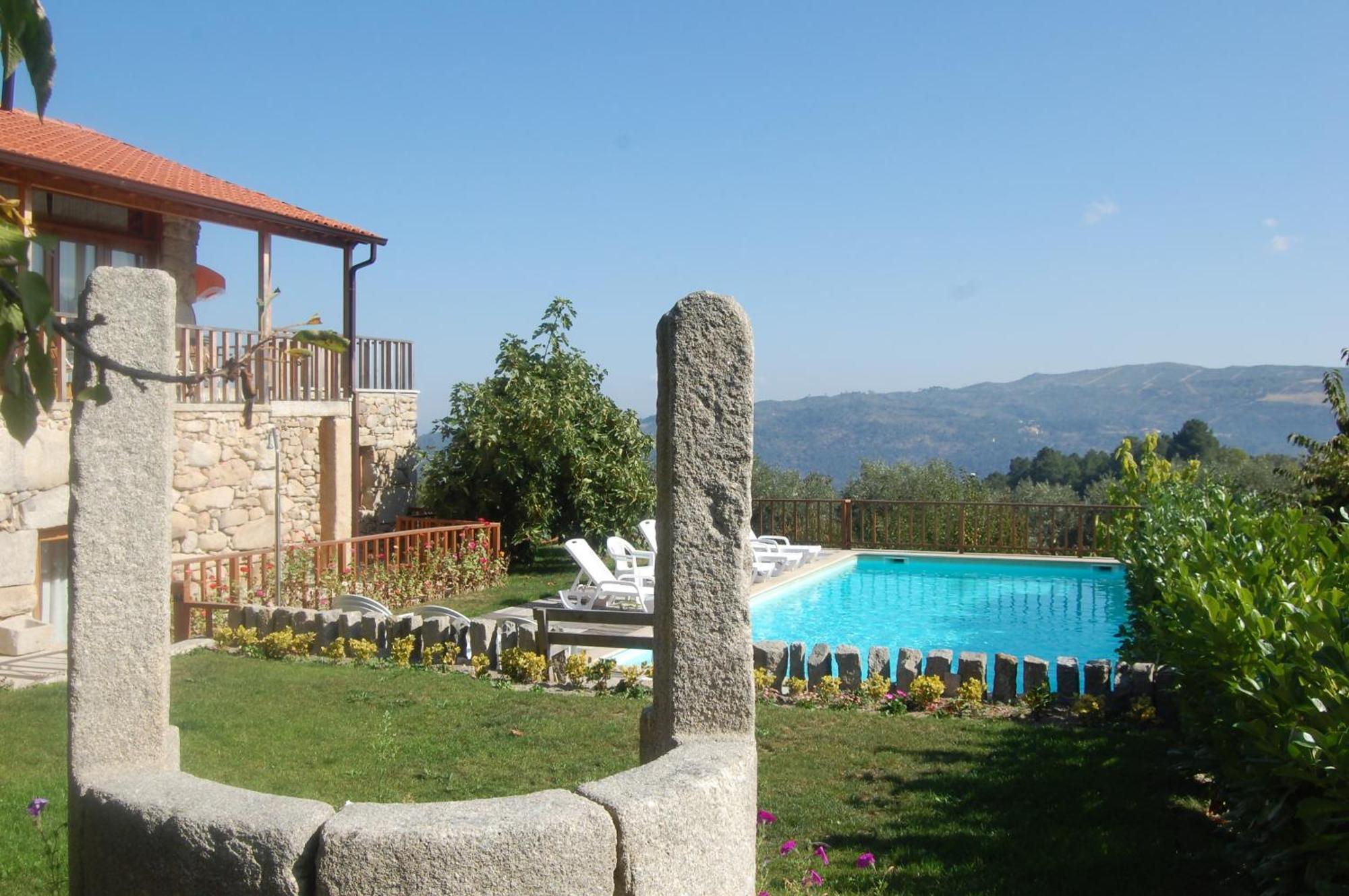 Outros Tempos Turismo De Aldeia Hotel Aricera Ngoại thất bức ảnh