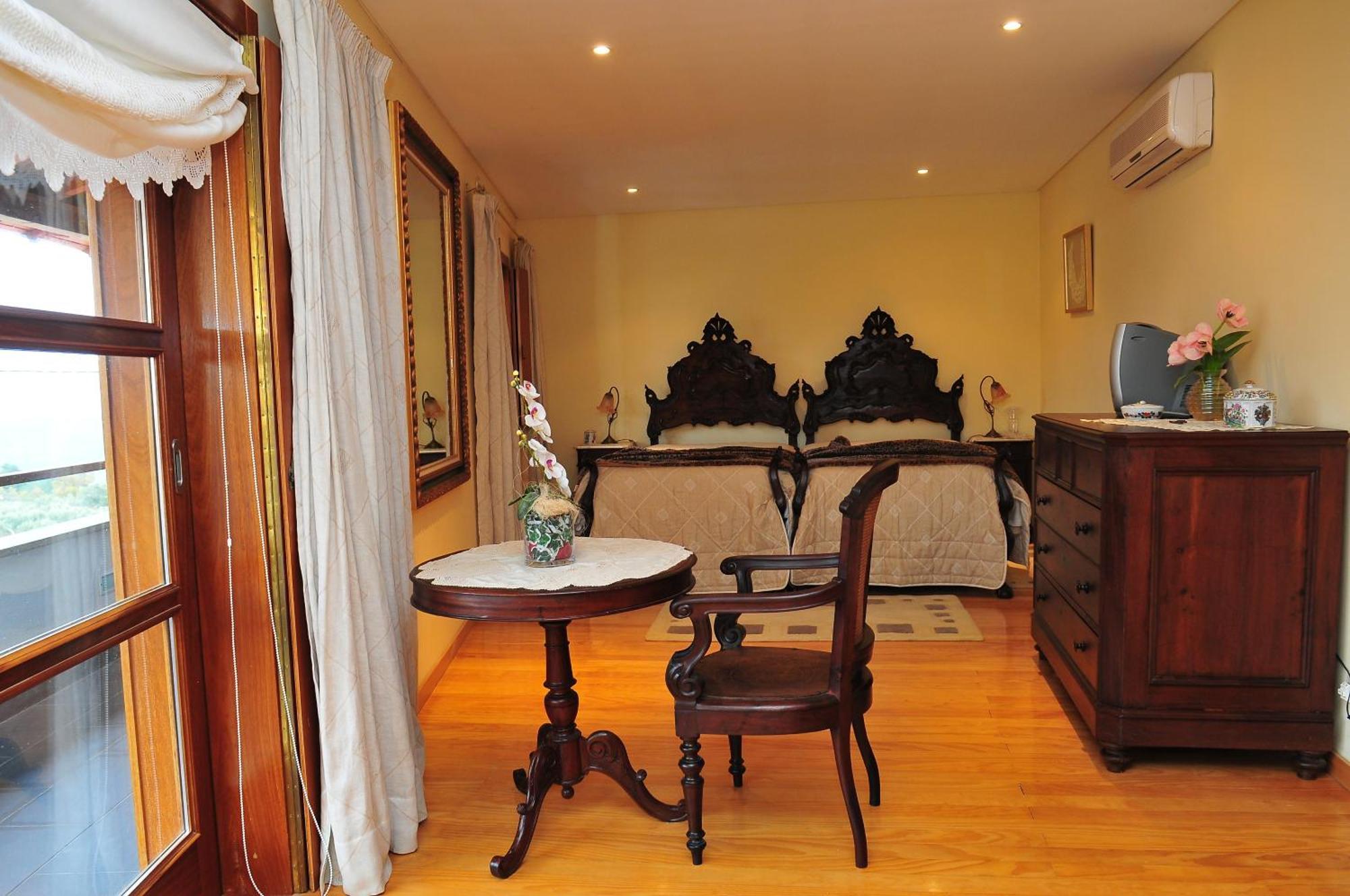 Outros Tempos Turismo De Aldeia Hotel Aricera Ngoại thất bức ảnh
